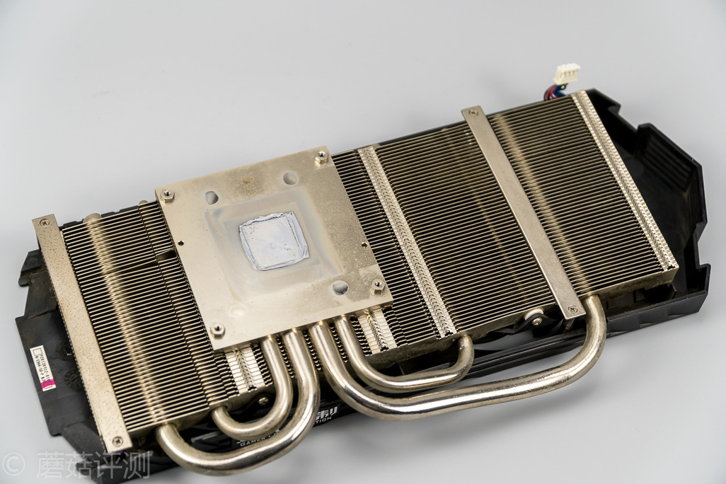 更换新显卡后风扇转得特别厉害,七彩虹gtx9602g显卡换风扇