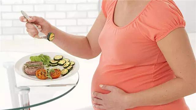 怀孕吃麻辣烫烧烤对胎儿有影响吗,怀孕后能不能吃维生素