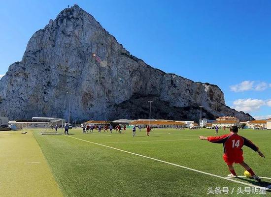 世界杯足球能不能带出体育馆,世界杯为什么建这么多足球场