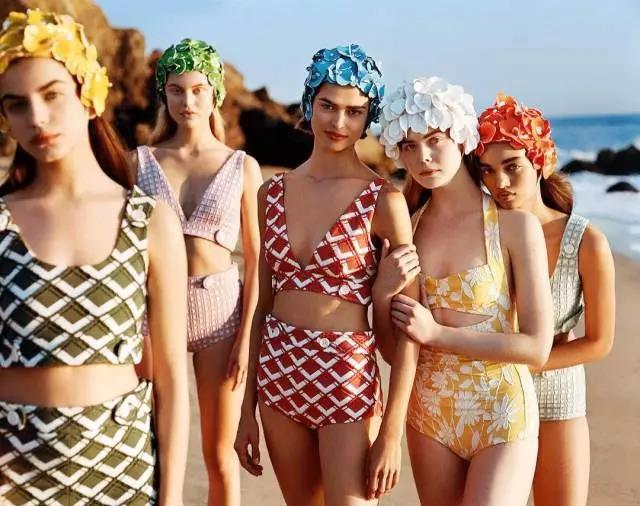 保守又有特色的泳衣,保守且好看的泳衣