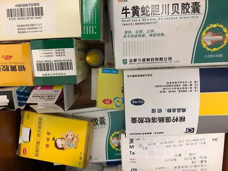 快看看自己家的药箱哪些不能要,天冷家中常备这几种药