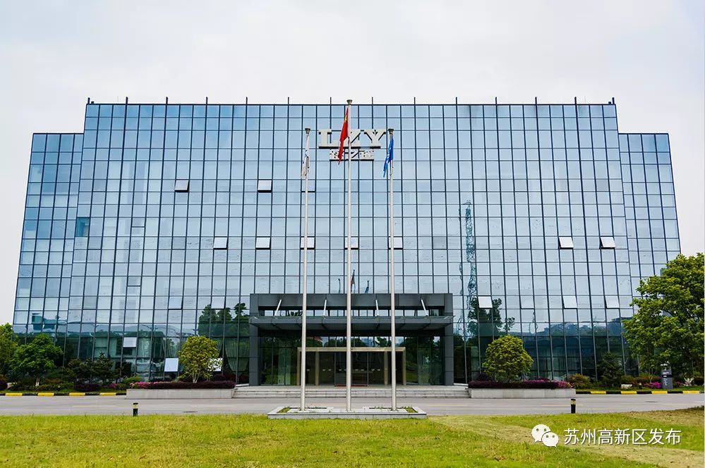 以党建思想为引领助推高质量发展,高举旗帜筑牢思想根基