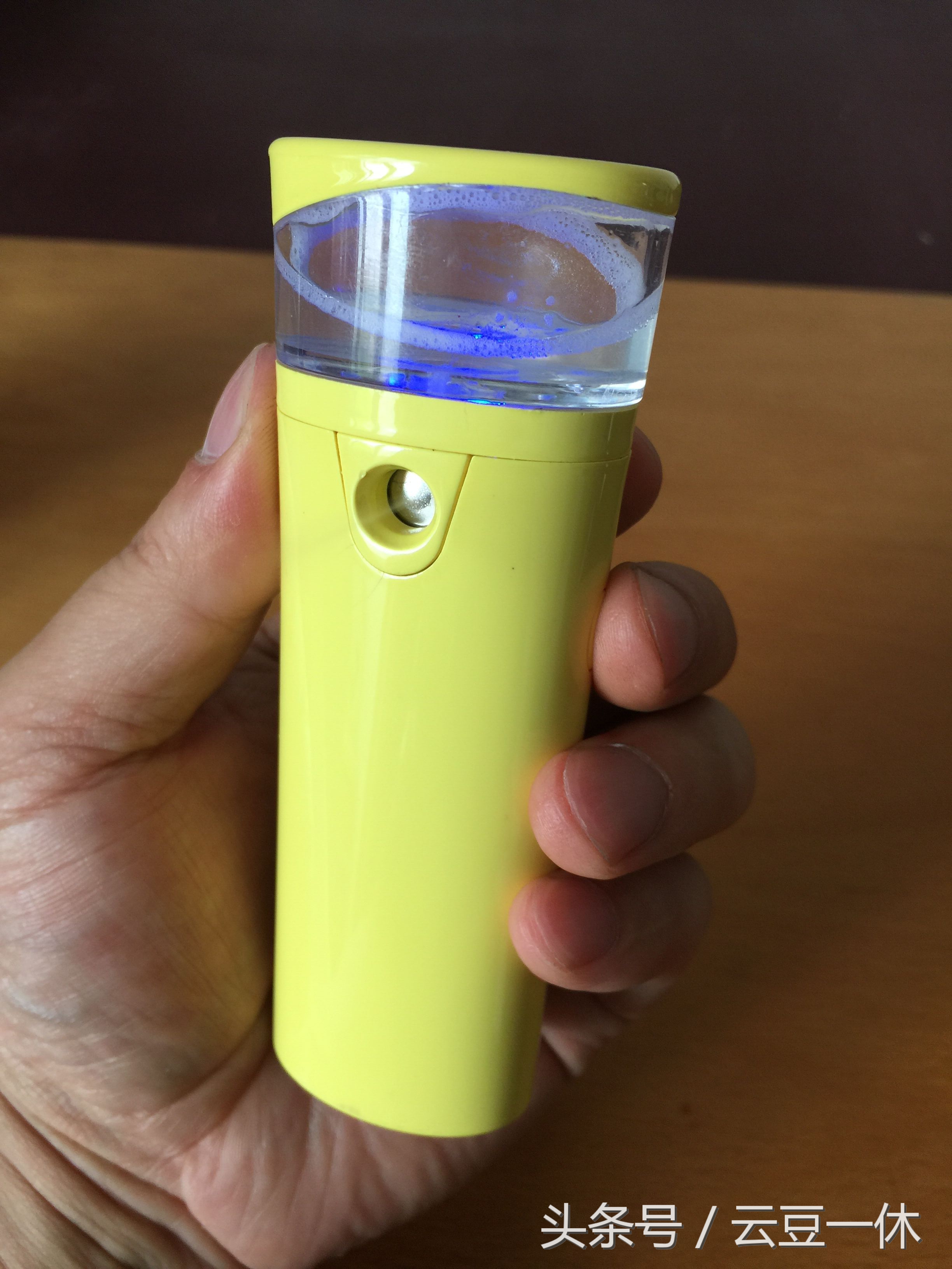 迷你喷雾补水器拆解,夏天必备神器喷雾器