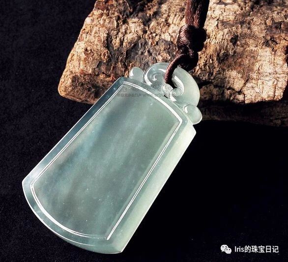 翡翠蓝水和飘花哪个好,飘花蓝水翡翠如意