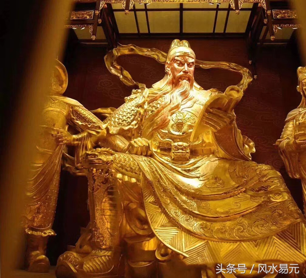 供奉关公武财神能招财吗,武财神关公神龛可以放右手边吗