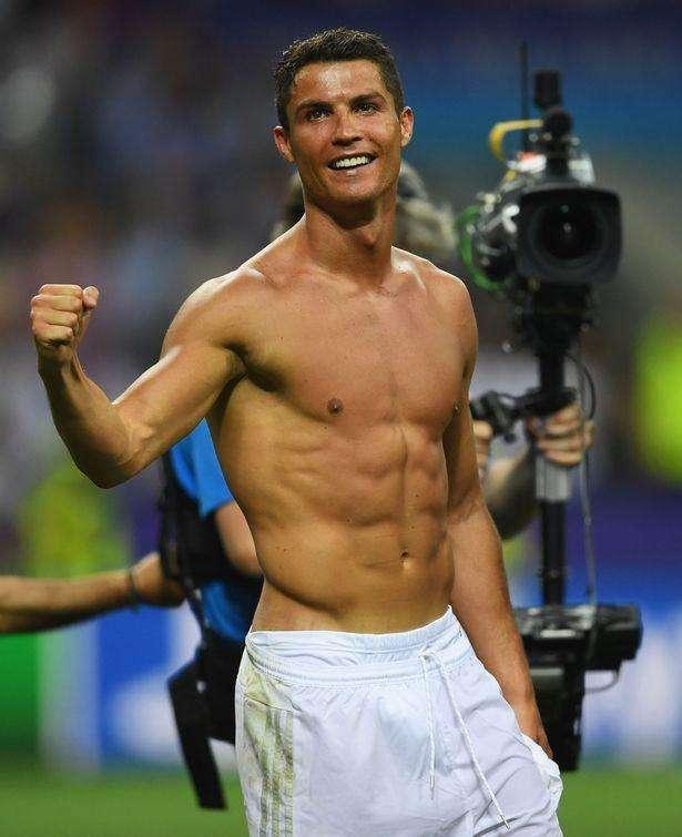 恒大淘宝足球俱乐部2013夺冠,恒大淘宝队取得多少次胜利