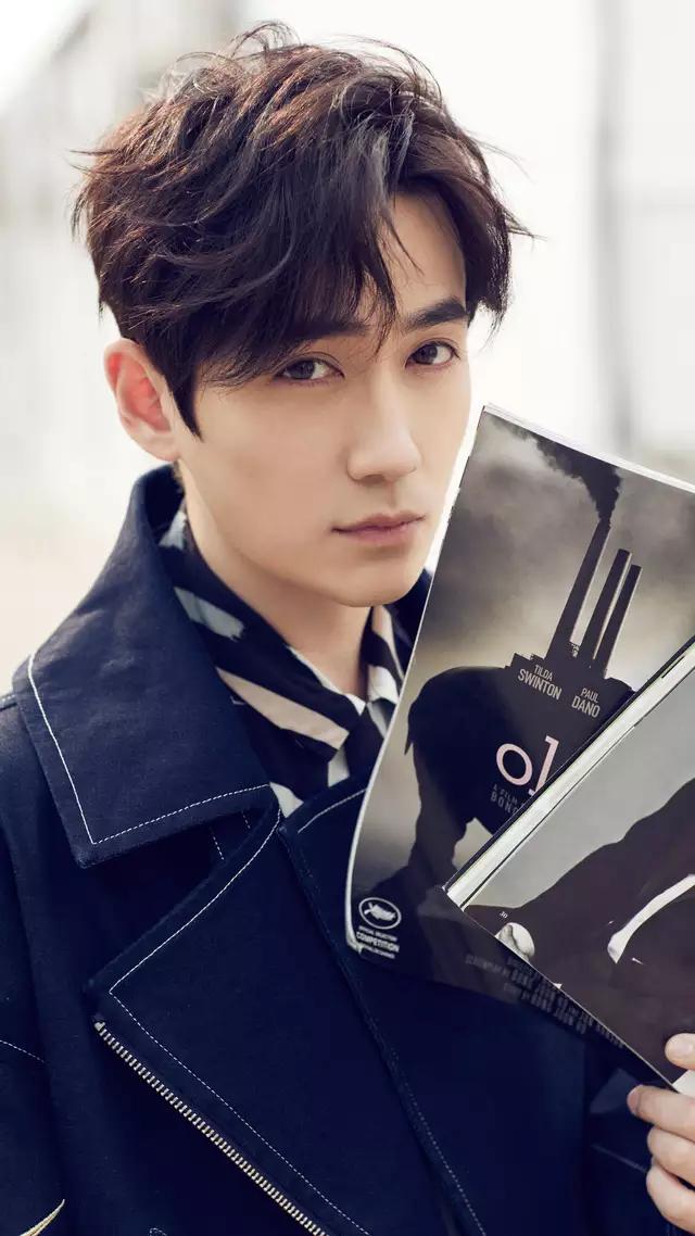 镇魂朱一龙绝美图,朱一龙路演镇魂女孩