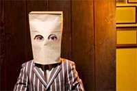 网上售卖几十块钱的大牌化妆品,揭秘化妆品便宜货源