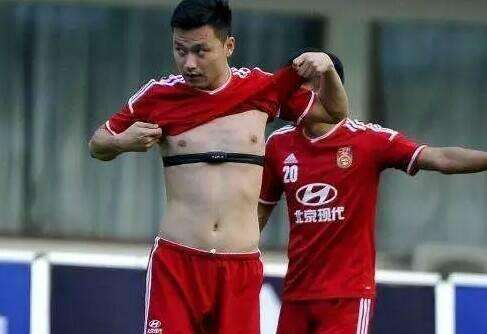 董路谈国足解散，“白斩鸡”，外行少说话