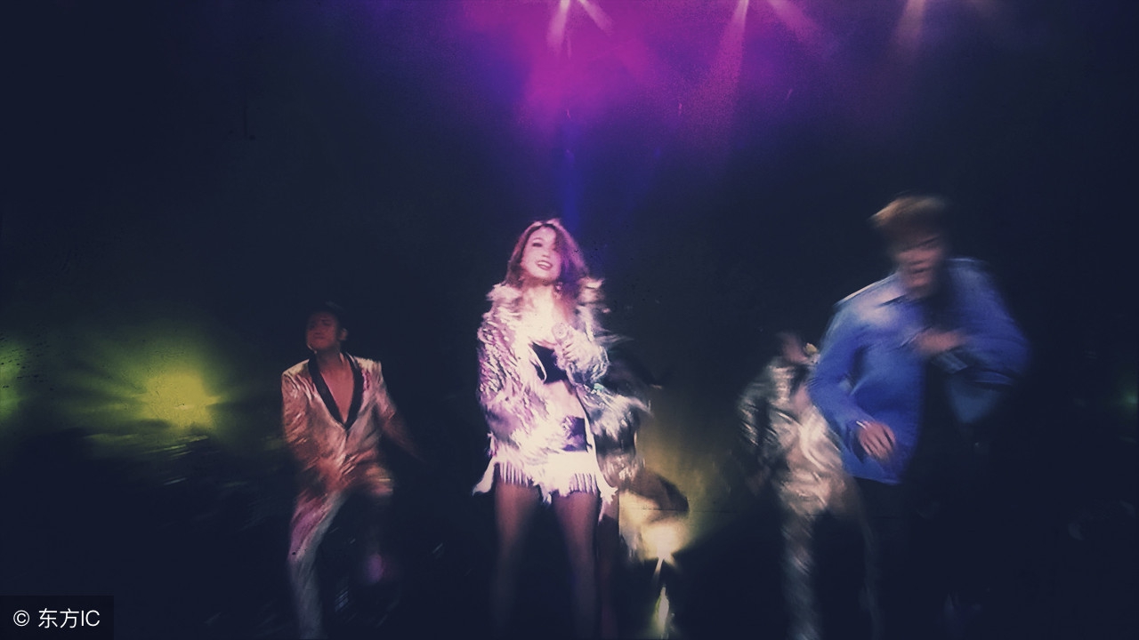 唱歌声音发抖怎么办,唱歌时声音打颤怎么办