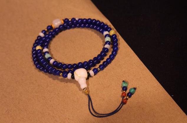 好的青金石不发白,好的青金石什么价格及图片