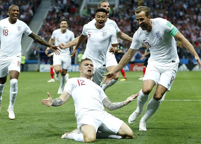 英格兰贝氏弧线,足球世界杯贝氏弧线拯救英格兰