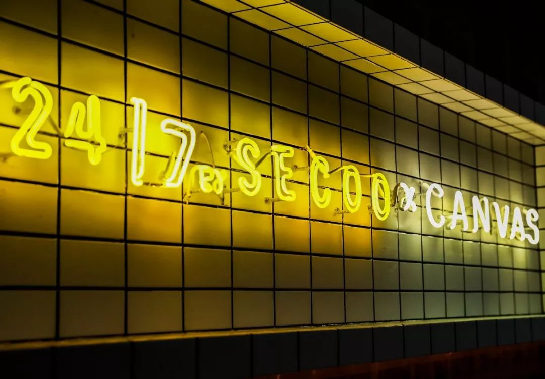 在实验室里调酒、倒酒都用水龙头？这家店颠覆了我对酒吧的想象