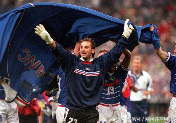 世界杯一个队伍几个门将,世界杯上上演三连扑的门将