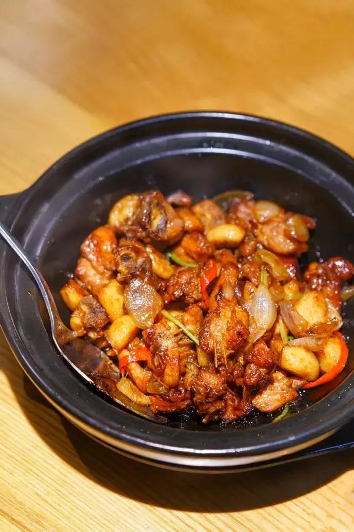 1分钟被8家美食新店种草！你需要一个胃和一部相机！