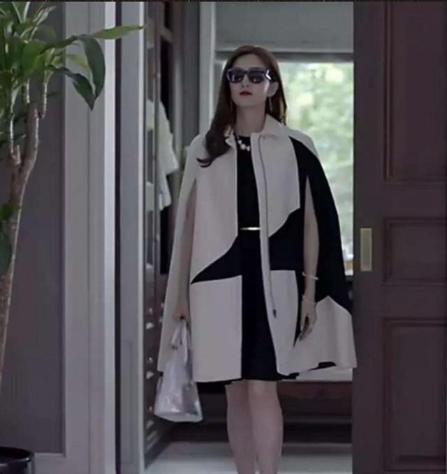 江疏影新戏路人脸美开挂,江疏影晒18岁高考证件照