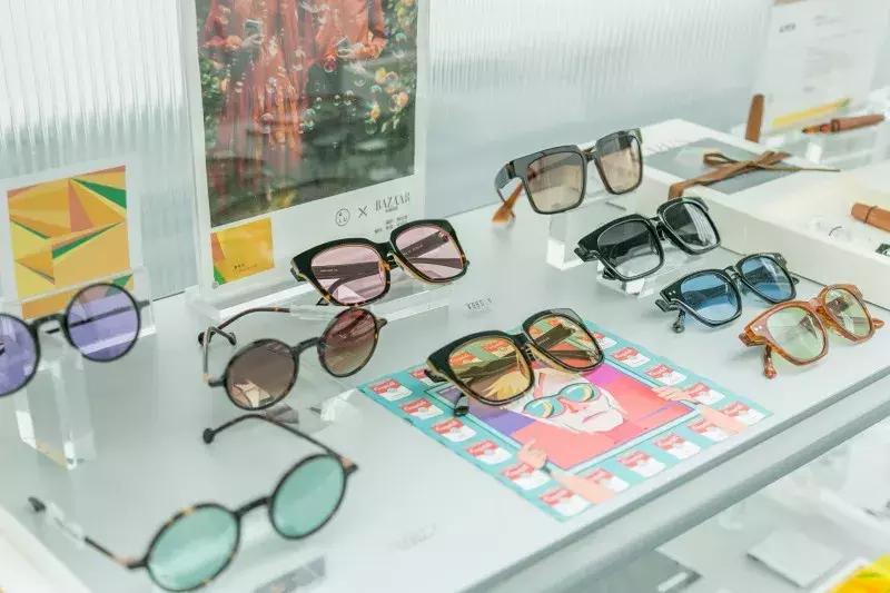 GUCCI出马桶了？纽约爆火的出厂设置展来魔都了，首日就1w人打卡