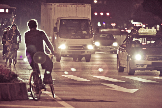 发生事故对方没保险怎么赔付,事故对方全责所有费用赔偿明细表