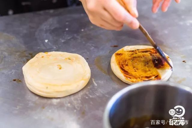 简单又美味的烧饼好吃到停不下来,不简单肉松饼