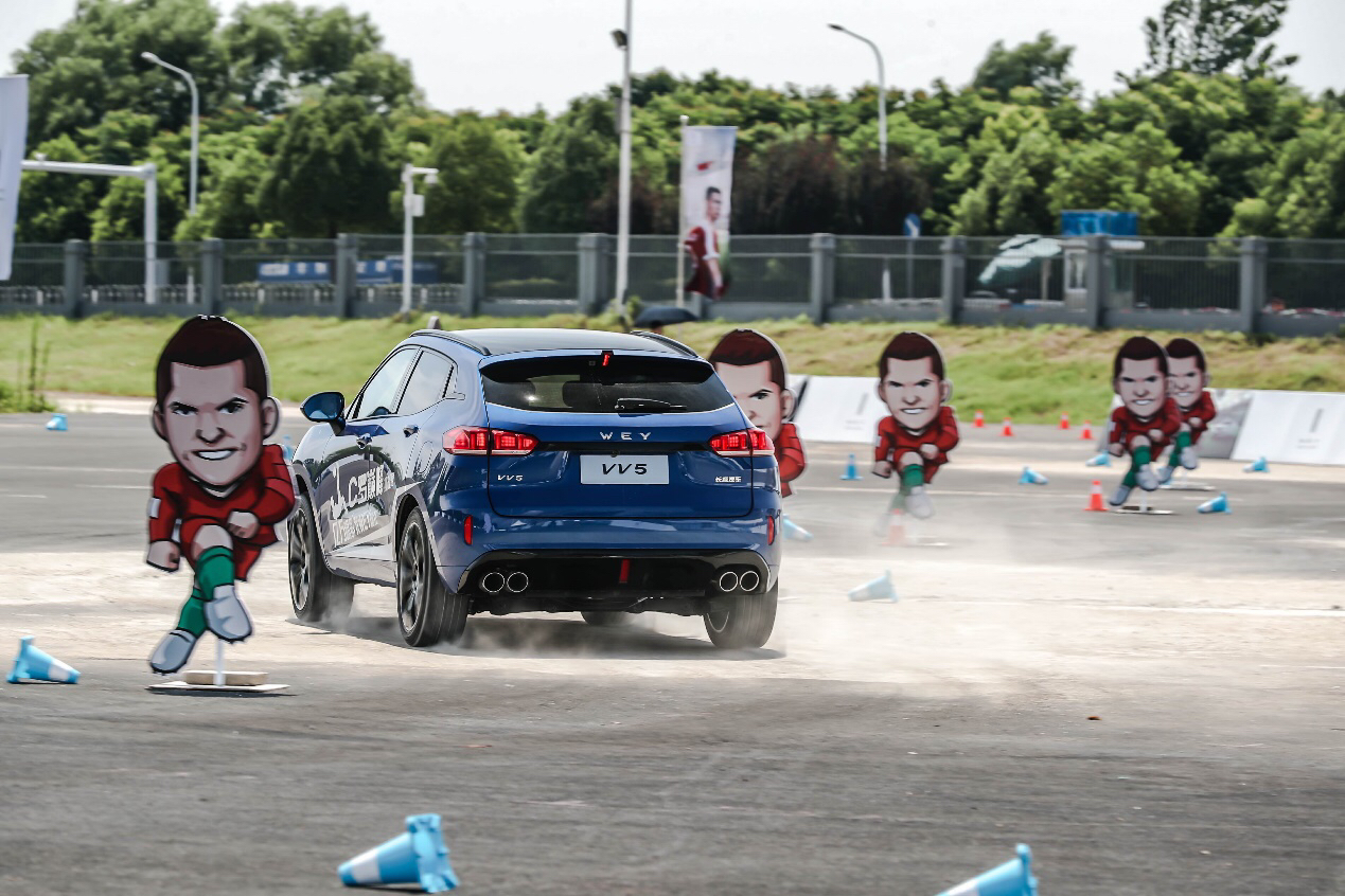 “亿万喝彩，我WEY球狂”WEY品牌C罗巅峰挑战赛热袭“汉城”