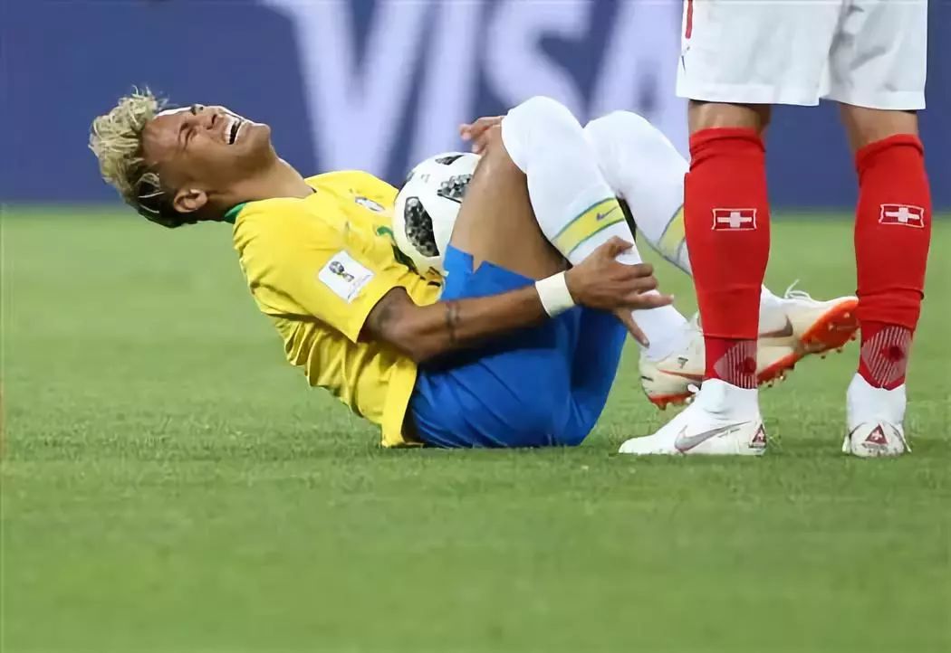 不管有没有新王，先来看看在世界杯上一战成名的球星吧