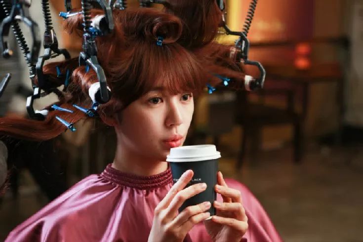 和聪明的人聊天和靠谱的人做事,与聪明人聊天和靠谱的人共事