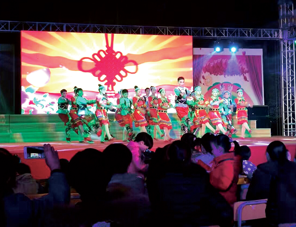 高州市黄冈实验学校2021年,高州黄冈实验学校学费