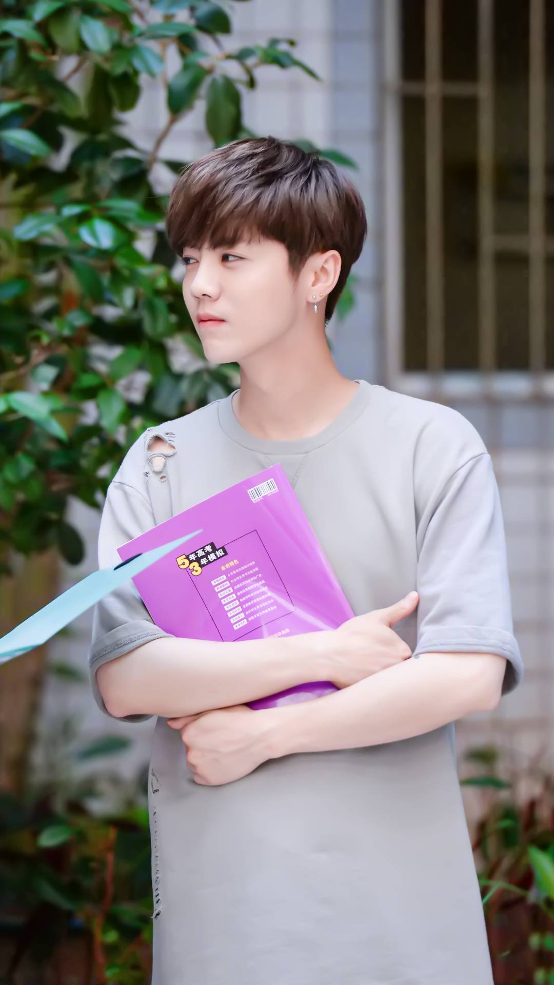 鹿晗最帅照片2017壁纸,鹿晗图片高清壁纸全屏