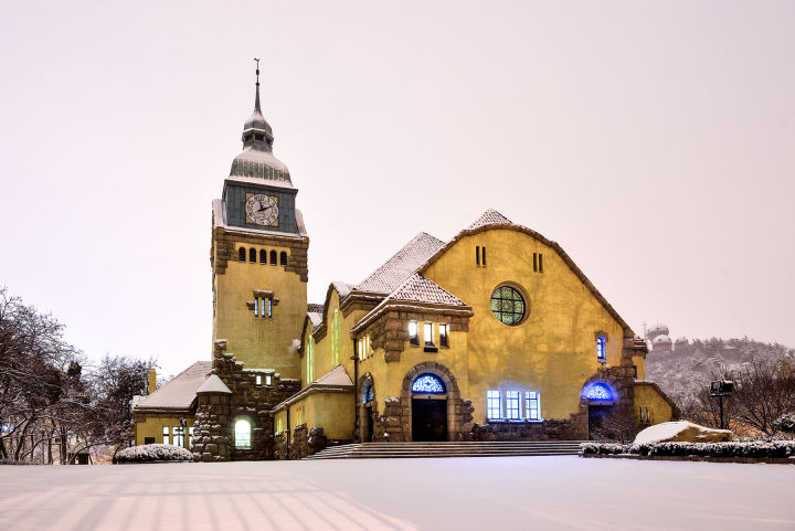 青岛是一个怎么样的地方,青岛是一座什么样的城市