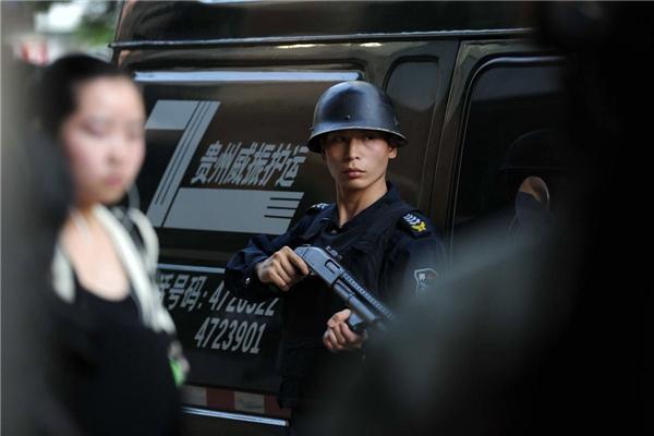 运钞车在什么情况下能停车,为什么运钞车押运