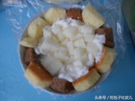 自己做欧洲杯足球蛋糕,世界杯足球面包做法