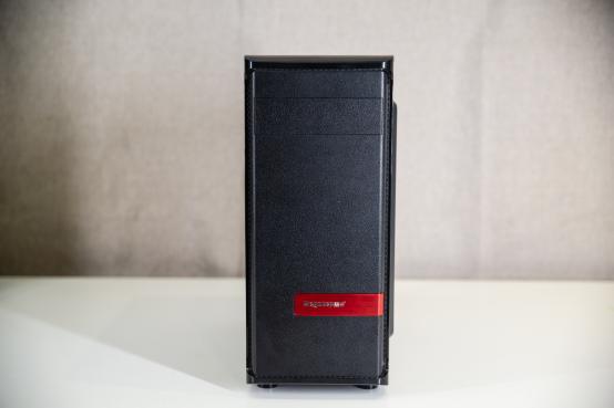 不能去现场看决赛？也许你应该组建一台看球神器