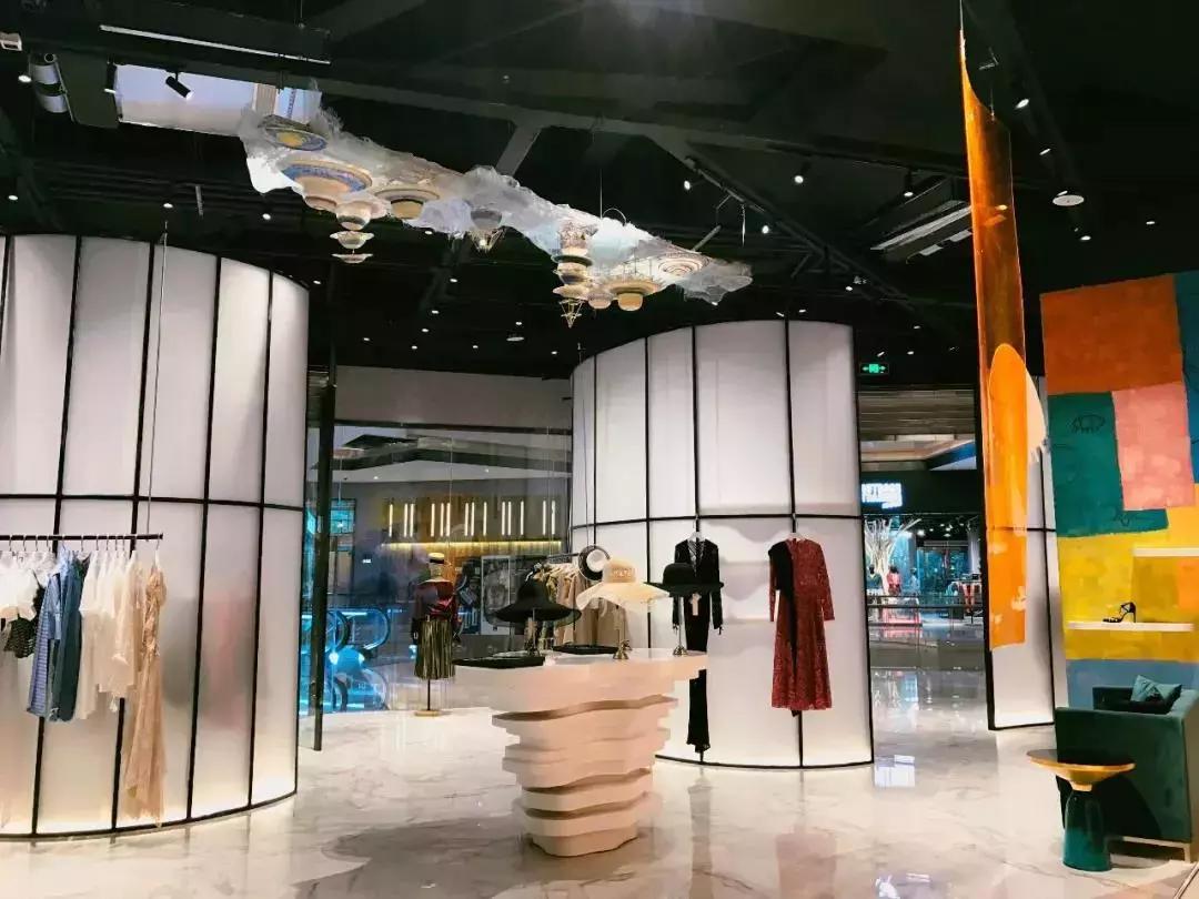 魔都必逛潮流买手店,魔都必逛的一家买手店