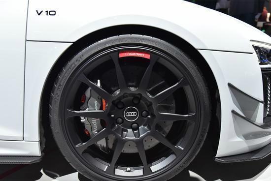 150万可以买哪一年的奥迪r8,奥迪r8最新价格2024款图片