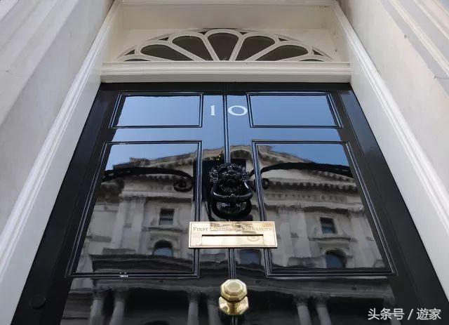 足球虽然没能回家,但英国人早就把夺冠巡游路线准备好了