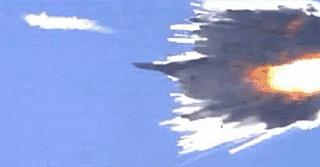 战斗机被导弹锁定后还能逃跑吗,战斗机被导弹锁定做什么机动