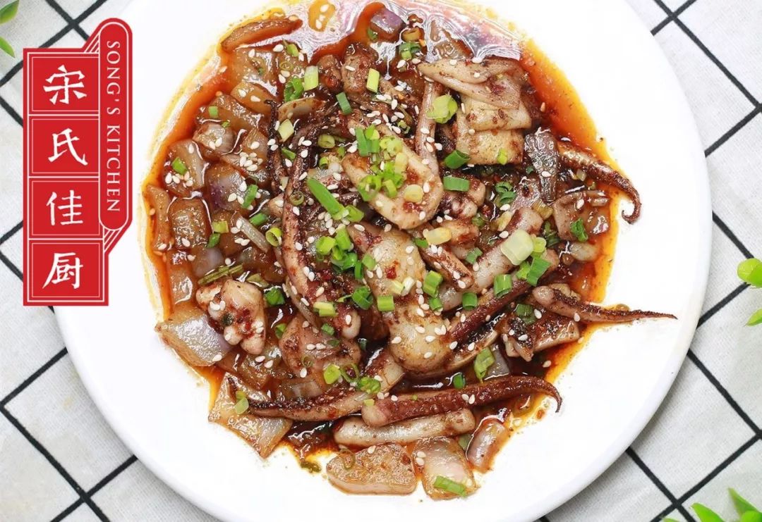 小哥哥在抖音火啦！到南充这家小吃店搞了大事……