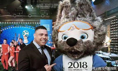 足坛历史十大球星排名,足坛历史100大球星排名