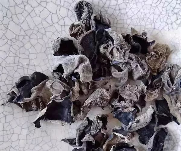 木耳怎样泡发又软又好吃,木耳怎么泡营养最丰富