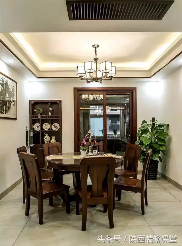 中式无主灯客厅吊顶效果图,80平客厅法式吊顶