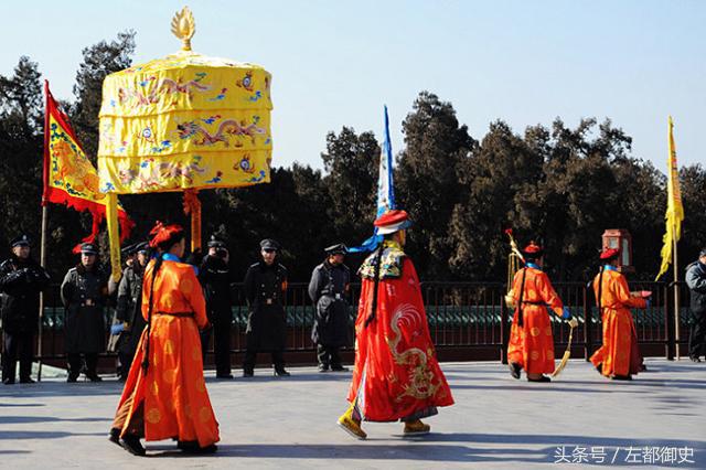 中国的油纸伞是哪个时期才有的,中国人何时发明的油纸伞