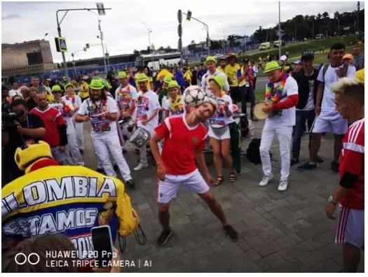 鍗庝负p20pro棣栨涓夋憚,鍗庝负p20pro寰曞崱涓夋憚
