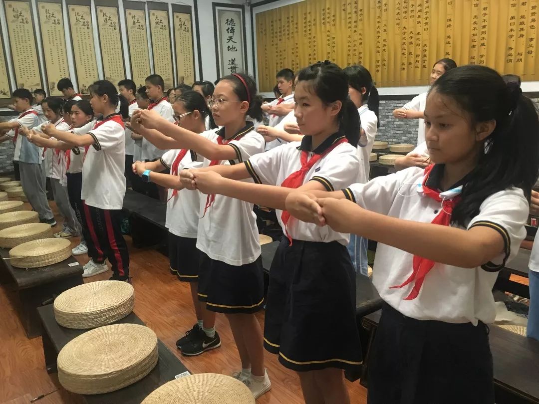 金山比较好的夏令营报名,金山区夏令营方案