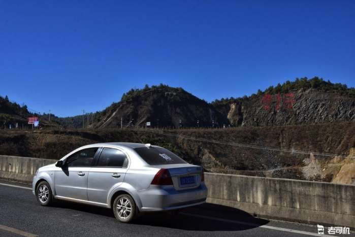 雪佛兰和大众polo对比,雪佛兰最新款省油微型车