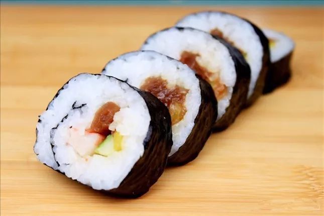 最新长沙美食推荐必吃,长沙美食攻略本地人带你吃遍全城