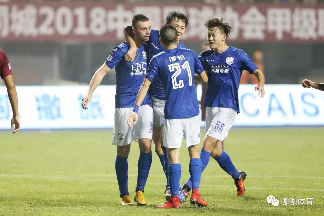 艾伦逆转战局视频,艾伦爆发最终变回巨人