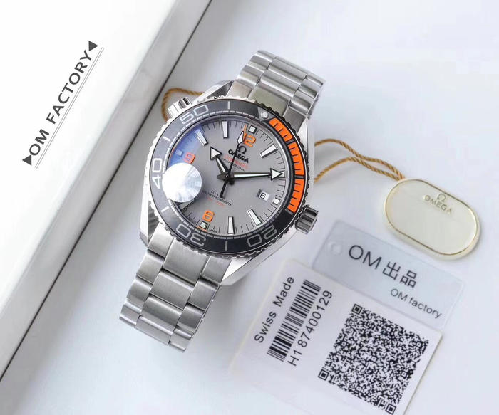 有哪些性价比高的潜水表,夏天潜水哪里最好