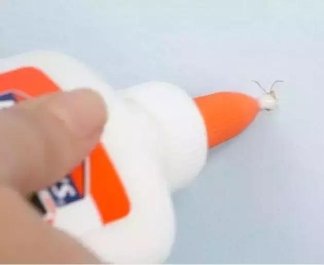 墙面霉斑油污清洗剂,一招搞定墙面污渍