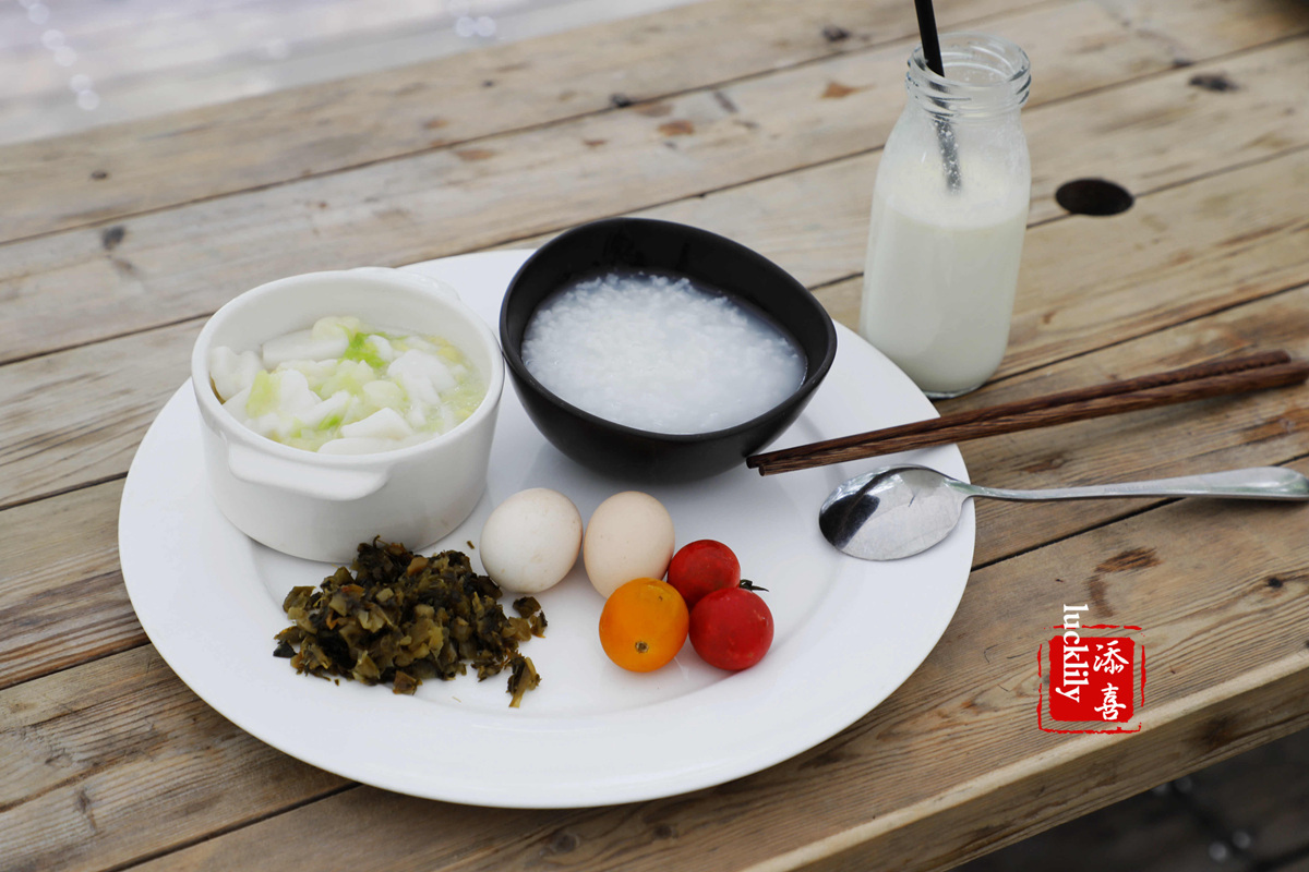 义远农场亲子探险露营：帐篷、萤火虫、足球冰淇淋、竹水枪、采摘