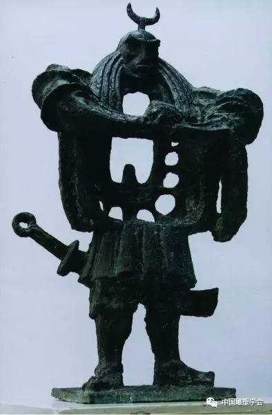 中国传统雕塑与现代雕塑的联系,不可能的可能文章